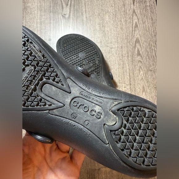 CROCS Womens Alice Mary Jane Black Closed Toe Flats With Strap Sz 7 ✨ - Picture 7 of 8